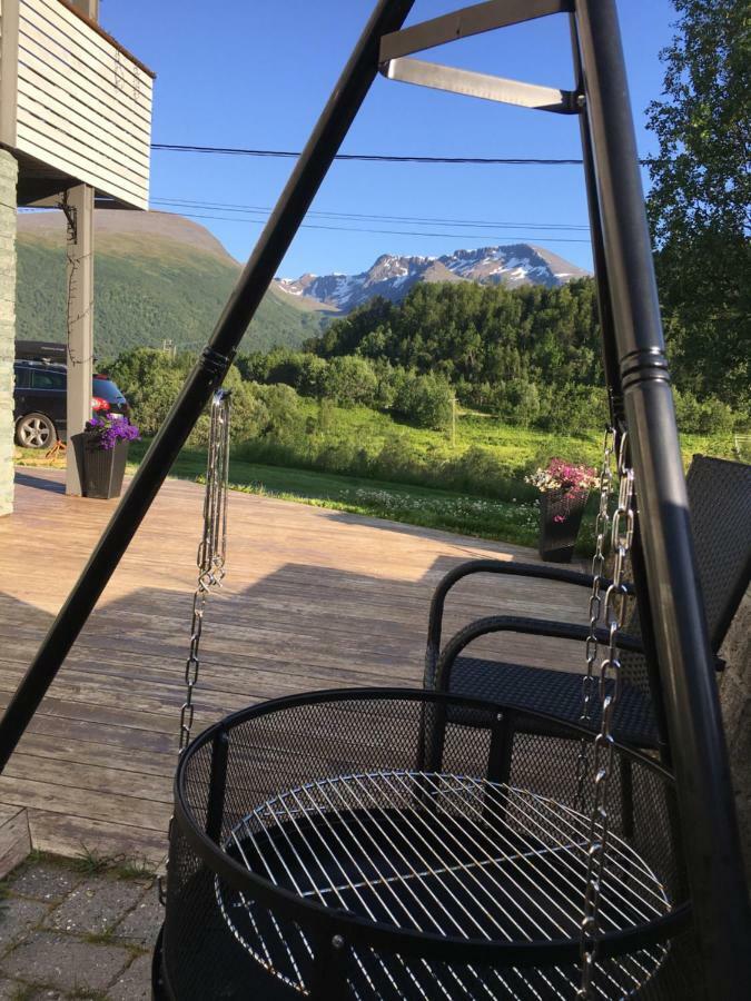 Hundbergan Apartment-free Parking-15 Min From Tromso *